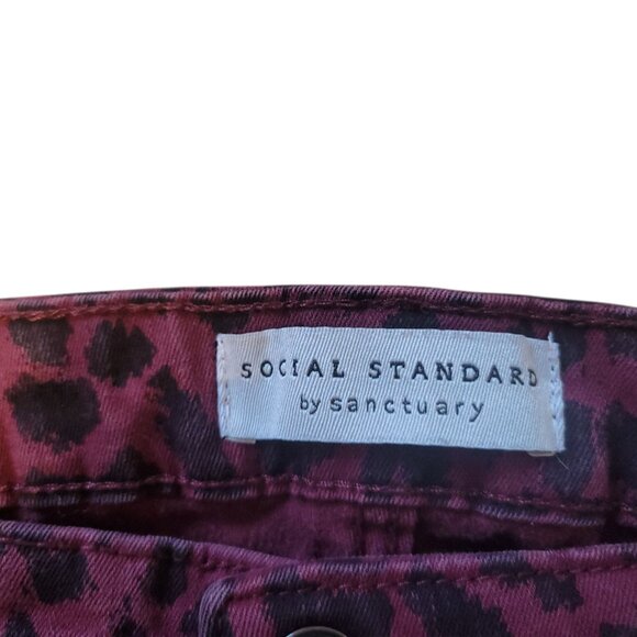 Social Standard by Sanctuary Skinny Leg Jeans Animal Print - Picture 8 of 8